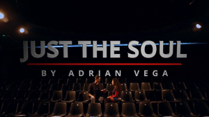 Adrian Vega – Just the Soul (Gimmick not included, but DIYable if you can split cards)